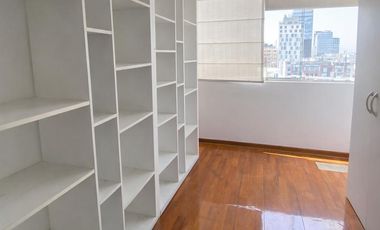 Departamento En Alquiler En Flora Tristán | Límite San Isidro | Cochera | Seguridad 24/7