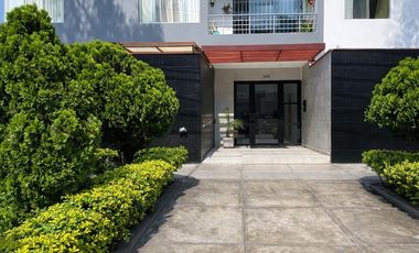 Departamento En Alquiler En Flora Tristán | Límite San Isidro | Cochera | Seguridad 24/7