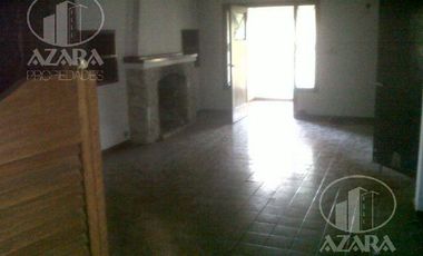 CASA 3 AMBIENTES EN GRAN LOTE