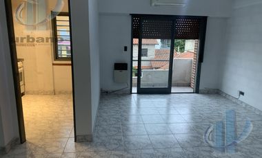Departamento en  Alquiler 2 amb. al frente c/ balcon