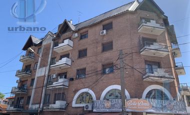 Departamento en  Alquiler 2 amb. al frente c/ balcon