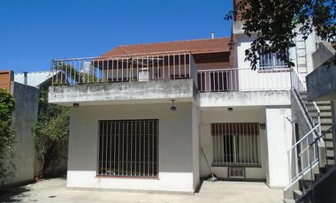 Casa - Lomas de Zamora Oeste  Parque Miñaqui.