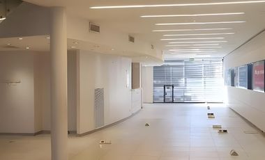 VENTA LOCAL COMERCIAL AMPLIA MARQUESINA - CENTRO DE SAN MIGUEL