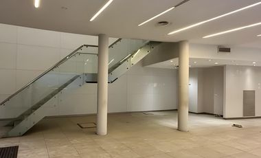 VENTA LOCAL COMERCIAL AMPLIA MARQUESINA - CENTRO DE SAN MIGUEL
