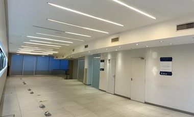 VENTA LOCAL COMERCIAL AMPLIA MARQUESINA - CENTRO DE SAN MIGUEL