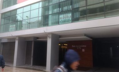 Oficinas comerciales a 2 cuadras de la plaza San Martín barrio Centro