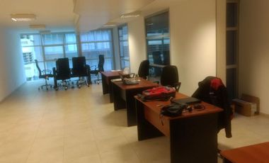 Oficinas comerciales a 2 cuadras de la plaza San Martín barrio Centro