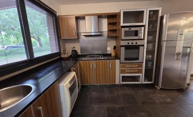 VENTA | IMPORTANTE PROPIEDAD | COUNTRY CAMPOS DEL VIRREY