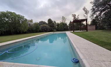VENTA | IMPORTANTE PROPIEDAD | COUNTRY CAMPOS DEL VIRREY