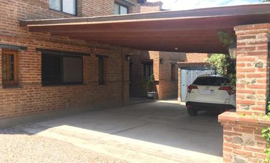 VENTA | IMPORTANTE PROPIEDAD | COUNTRY CAMPOS DEL VIRREY