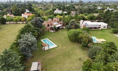 VENTA | IMPORTANTE PROPIEDAD | COUNTRY CAMPOS DEL VIRREY