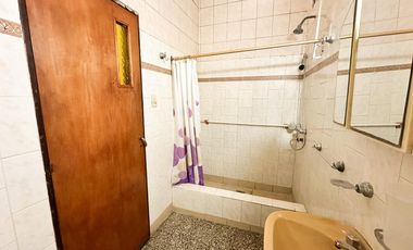 Venta de Galpón + Vivienda en Villa Gobernador Gálvez