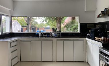 Casa de 2 dormitorios en Parque Sicardi en Venta