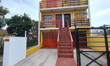 Un triplex en excelentes condiciones!!