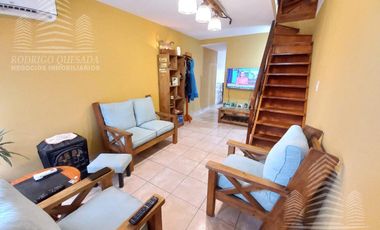 Un triplex en excelentes condiciones!!