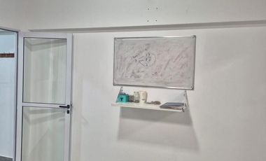 Oficina en Alquiler en Diva de Gama - 100 m2