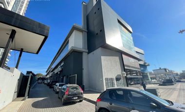Oficina en Alquiler en Diva de Gama - 100 m2