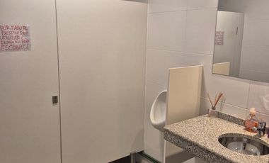 Oficina en Alquiler en Diva de Gama - 100 m2