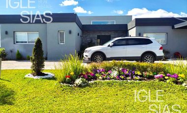 Casa en venta y alquiler en Haras Santa María, Escobar