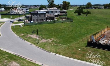 Venta - Lote en La Providencia - Sector Golf IV