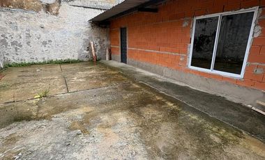 Galpón para uso particular en Lanús Este