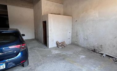 Galpón para uso particular en Lanús Este