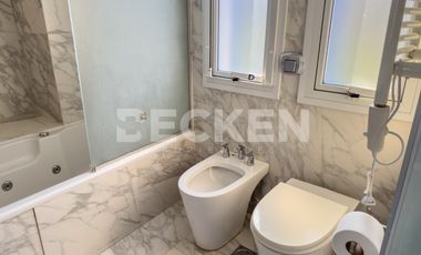 Casa en Las Delicias Lote central, excelente ubicación, impecable