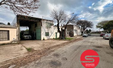 Galpón en  Villa Gobernador Gálvez Venta excelente ubicación