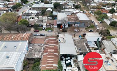 Galpón en  Villa Gobernador Gálvez Venta excelente ubicación