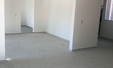Renta Casa en Condominio Centenario, (Bosques de Tarango)