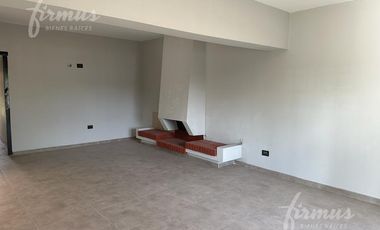 Casa de 3 Dormitorios - Argüello