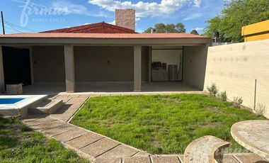 Casa de 3 Dormitorios - Argüello