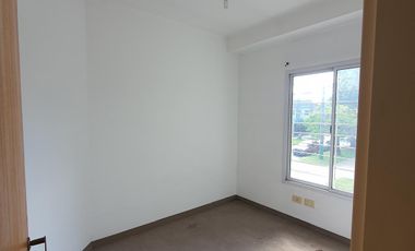 Departamento en DUPLEX DE 3 AMBIENTES CON COCHERA Y TERRAZA.BANFIELD OESTE