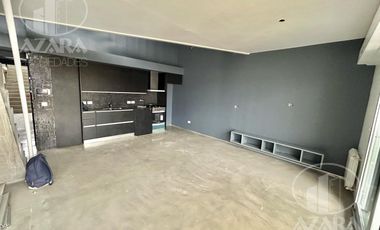 Departamento TIPO LOF  EN TRES PLANTAS  CON COCHERA EN VENTA