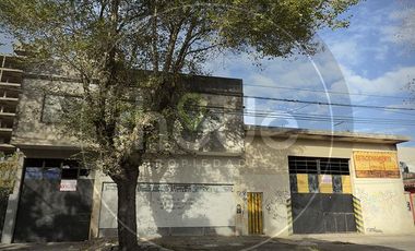Galpón, mas local y 2 unidades funcionales en Santa Teresita - Calle 4 e/ 37 y 38