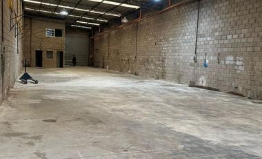 Excelente establecimiento Industrial con 554 m2 cubiertos en Pablo Nogues