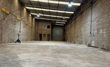 Excelente establecimiento Industrial con 554 m2 cubiertos en Pablo Nogues