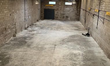 Excelente establecimiento Industrial con 554 m2 cubiertos en Pablo Nogues