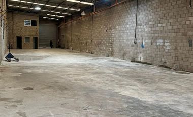 Excelente establecimiento Industrial con 554 m2 cubiertos en Pablo Nogues