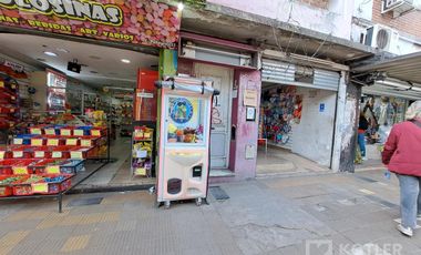 Dos locales con oficinas en planta alta en excelente zona comercial
