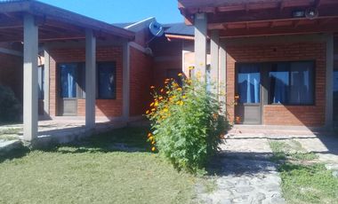Cabañas y Restaurante con 8.000m2 de terreno en Cortaderas San Luis