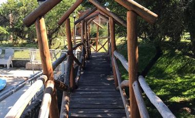 Cabañas y Restaurante con 8.000m2 de terreno en Cortaderas San Luis
