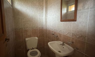 EN VENTA SALON COMERCIAL + CASA + DEPTO. EN RECREO