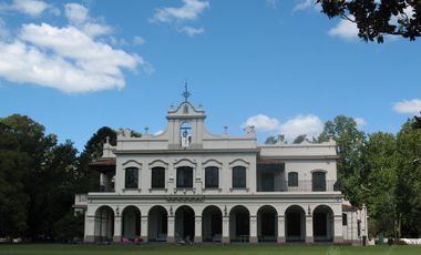 Casa de estilo colonial en venta  en Country Club El Carmen