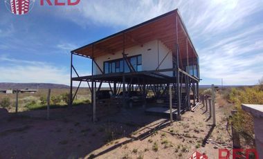 VENTA DE CASA EN CHOCON MEDIO