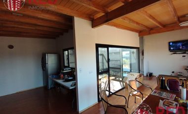 VENTA DE CASA EN CHOCON MEDIO