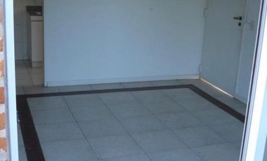 Venta - Departamento con terraza en Las Mercedes - Pilar