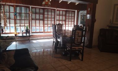 VENDO CASA 4 AMBIENTES MAS DEPARTAMENTO EN BARRIO BOSQUE ALEGRE