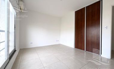Departamento Duplex de 3 Ambientes en Los Senderos en Venta