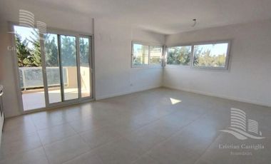 Departamento a la Venta y Alquiler en Jardines del Palmar